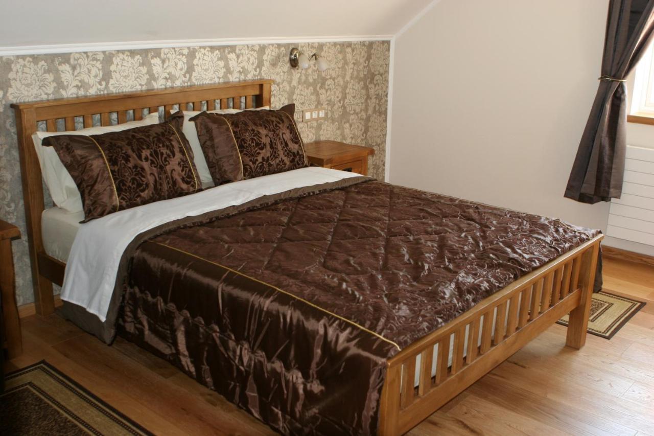Millenium House 1 Bed & Breakfast Jezerce Luaran gambar